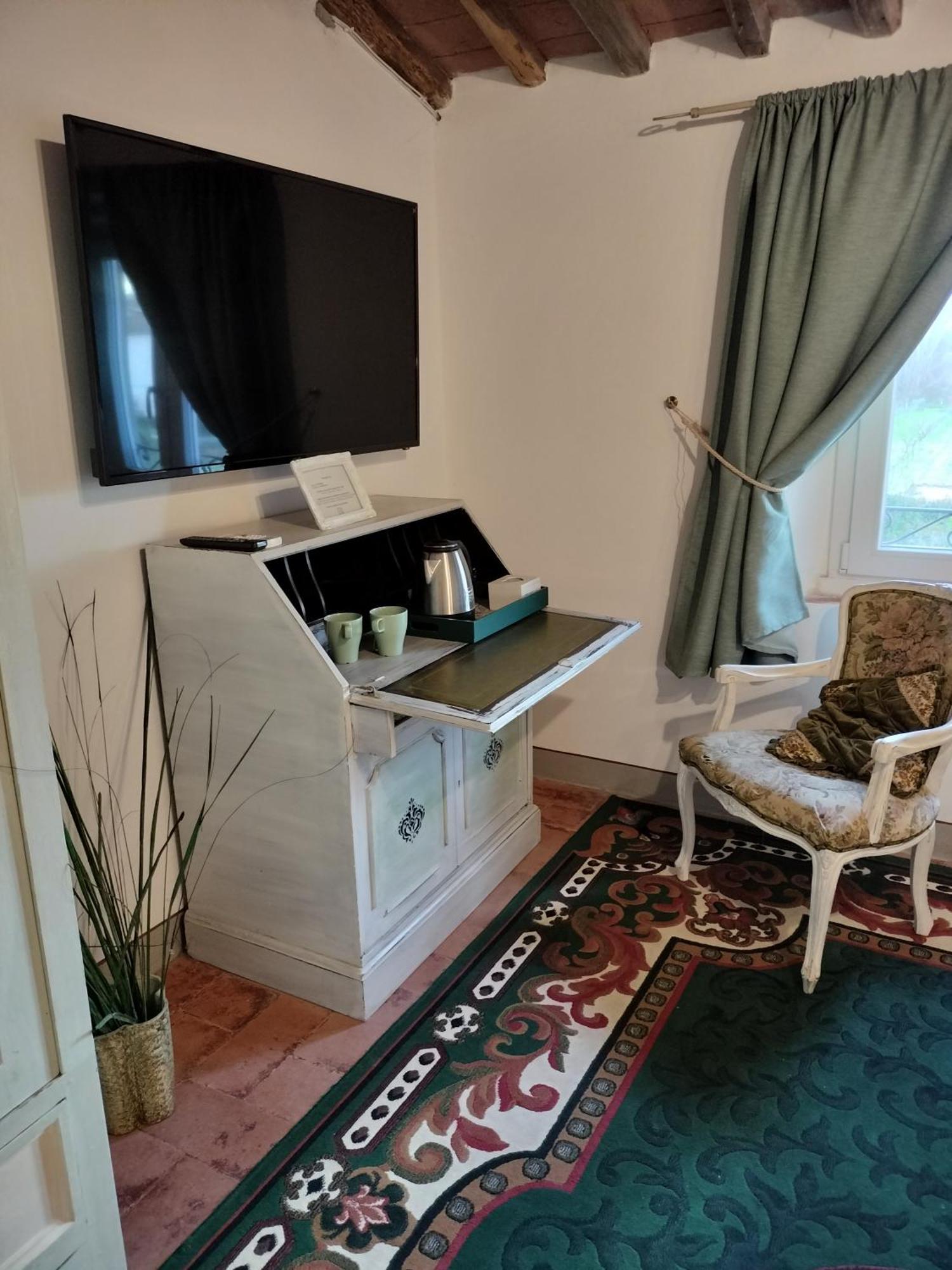 B&B La Rosa Nel Verde 卢卡 外观 照片